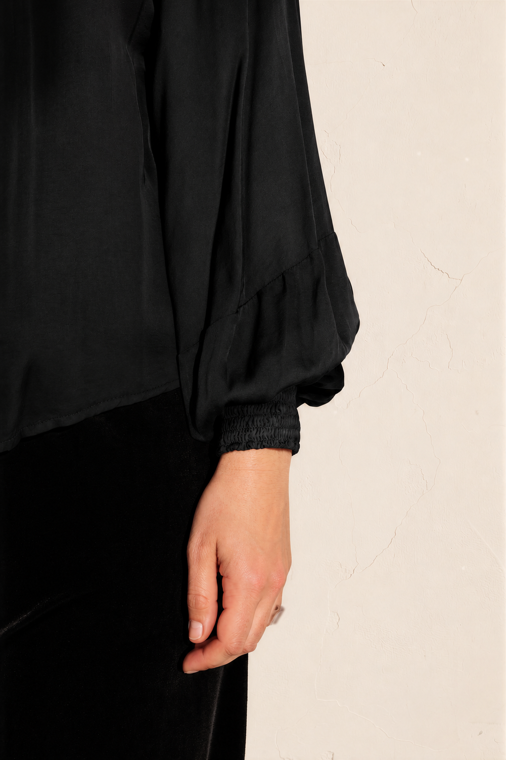 Danzig Blouse Black